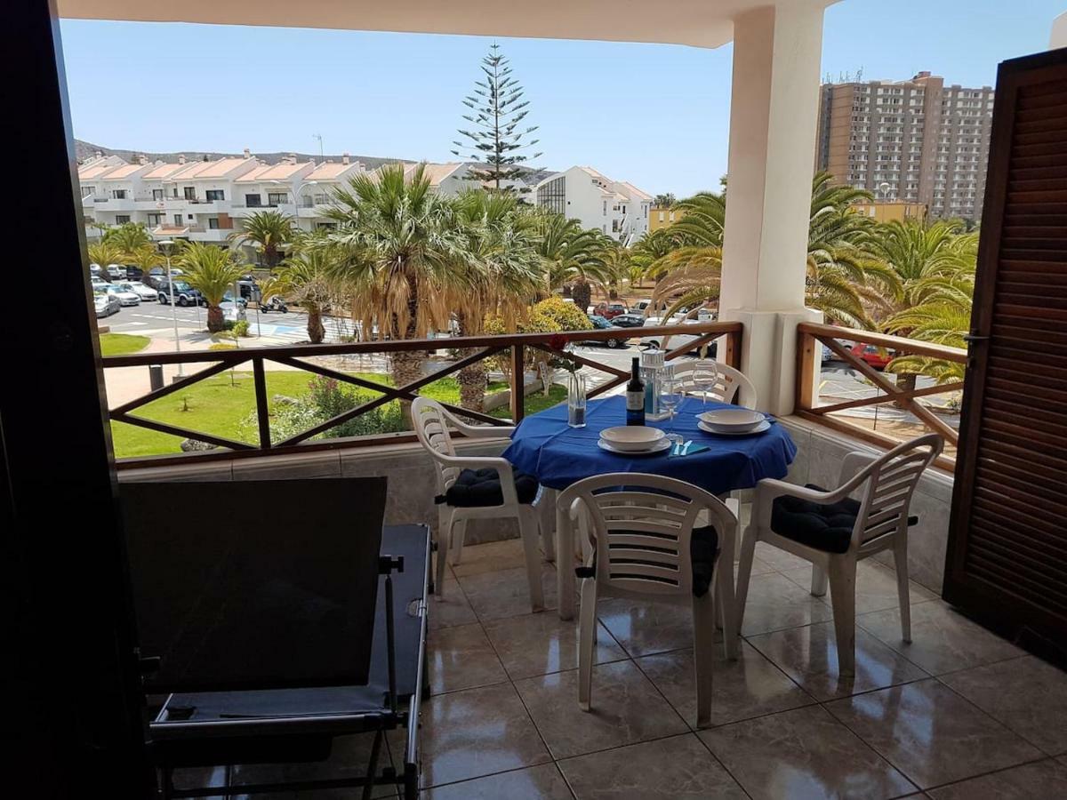 San Marino With Heated Pool, Only 450 Meters To The Beach, Wifi Арона Экстерьер фото
